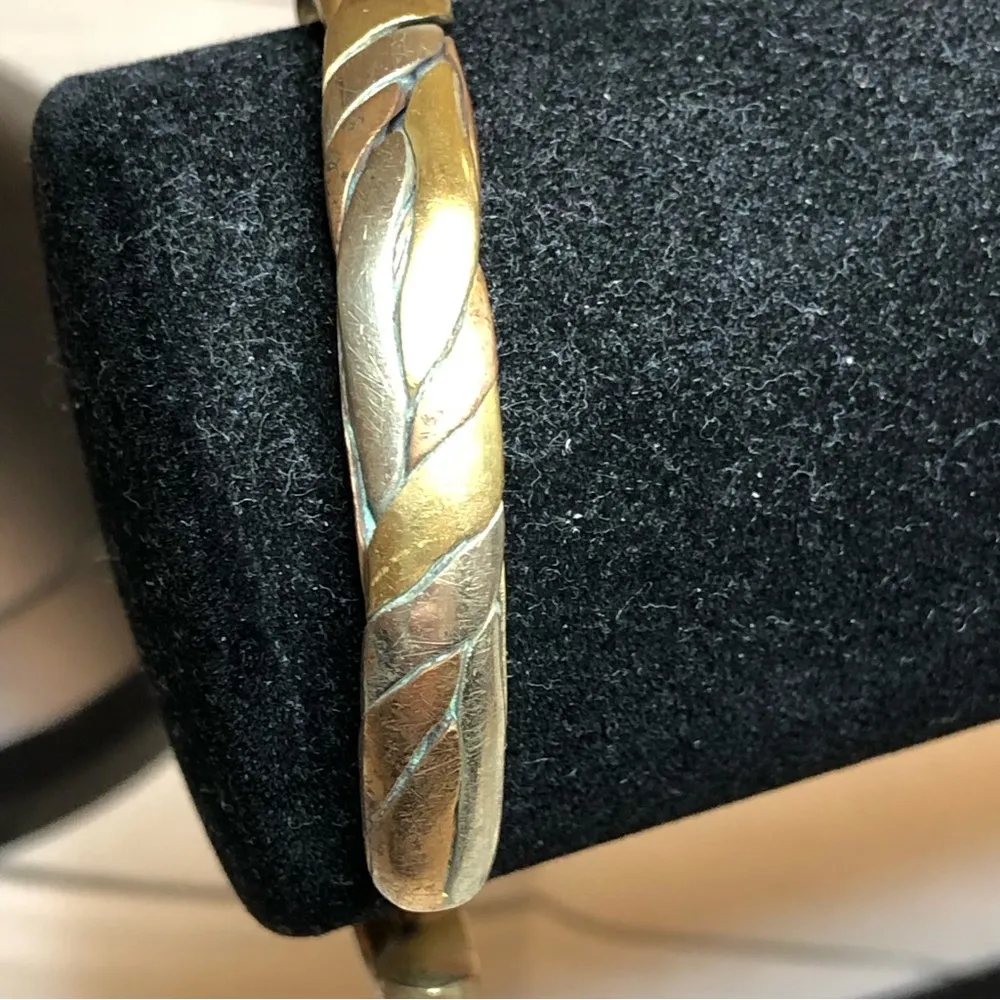 3 Metal twist cuff bangle bracelet, adjustable Silver - Image 5