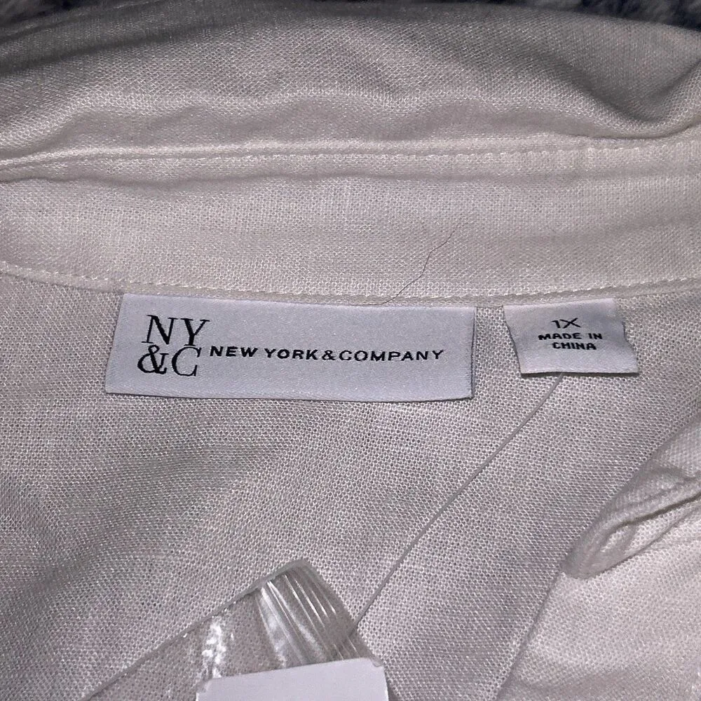 NWT New York & Company Women's Button - Image 4