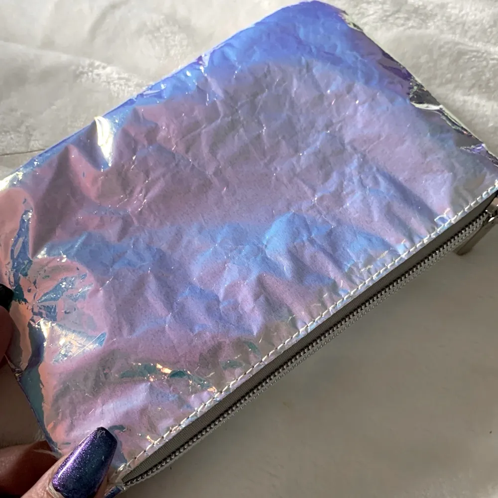 Macy’s Holographic Pouch Cosmetic Bag - Image 5