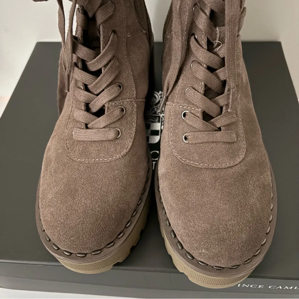 VINCE CAMUTO Mabrela Taupe Suede Urban Lace Up Chunky Platform Combat Boots 8 - Image 3