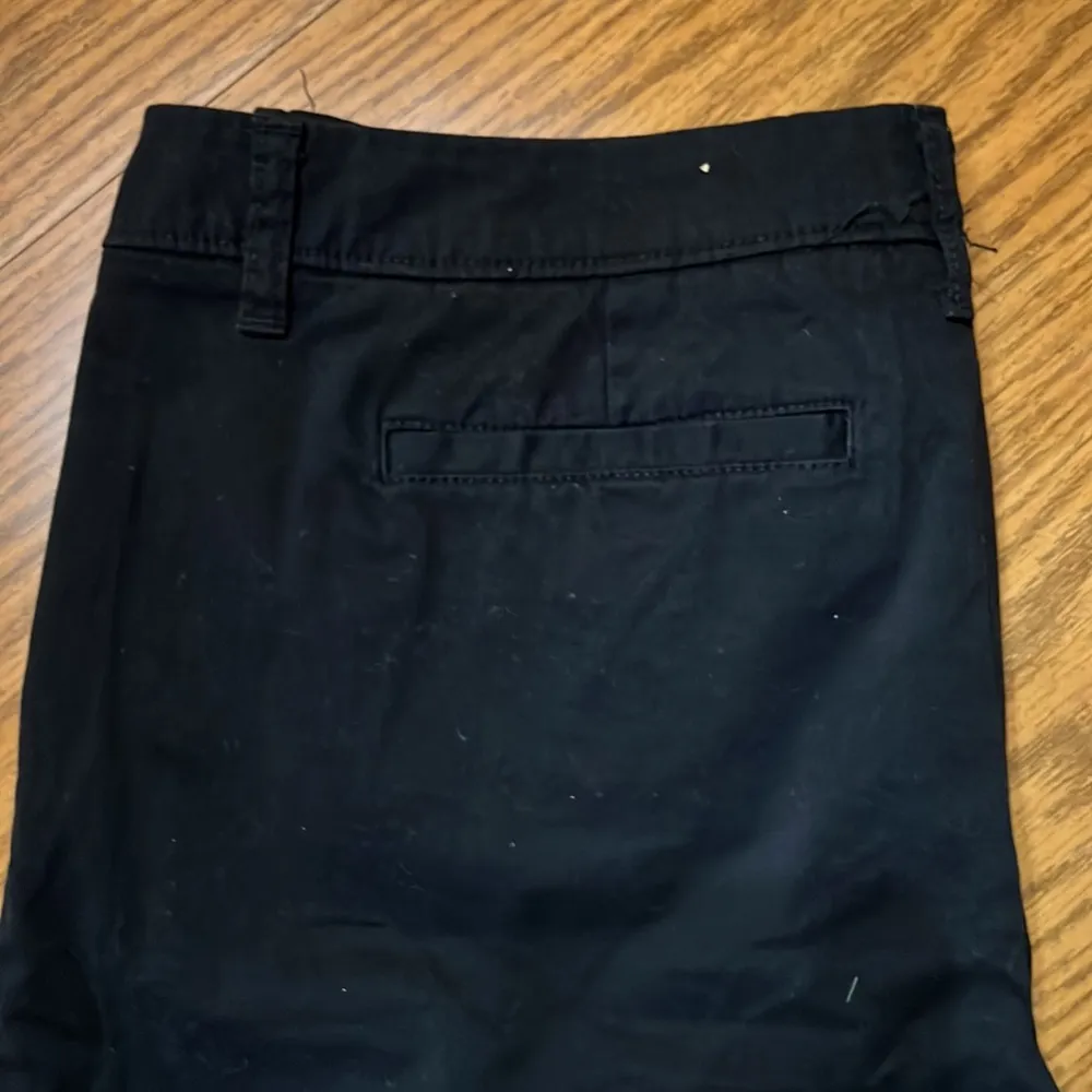 Liz Claiborne black shorts. Like new - Image 3