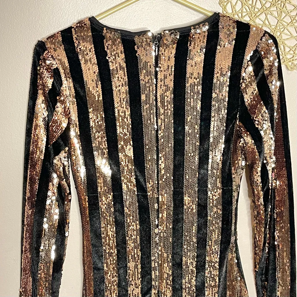 Sunset + Spring Velvet Sequin Striped Long Sleeve Dress - Image 8