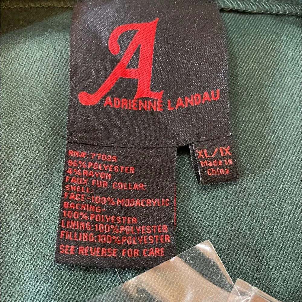 Adrienne Landau Green Cape With Faux Fur Collar Womens Size 1X NWT - Image 10