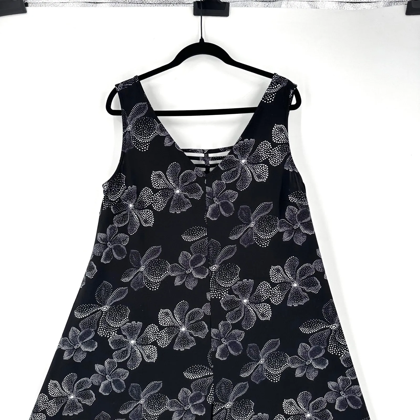 Cocomo Women's Black Floral Print V Neck Wide Leg Jumpsuit Size L Liquid Knit Size L - Image 5