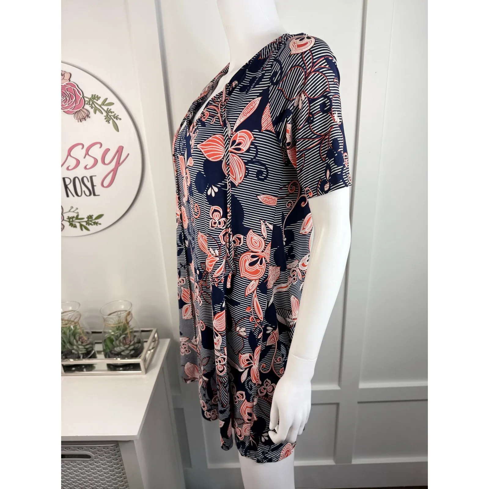 Cute Women’s Dress Size M Orange Size M - Image 3