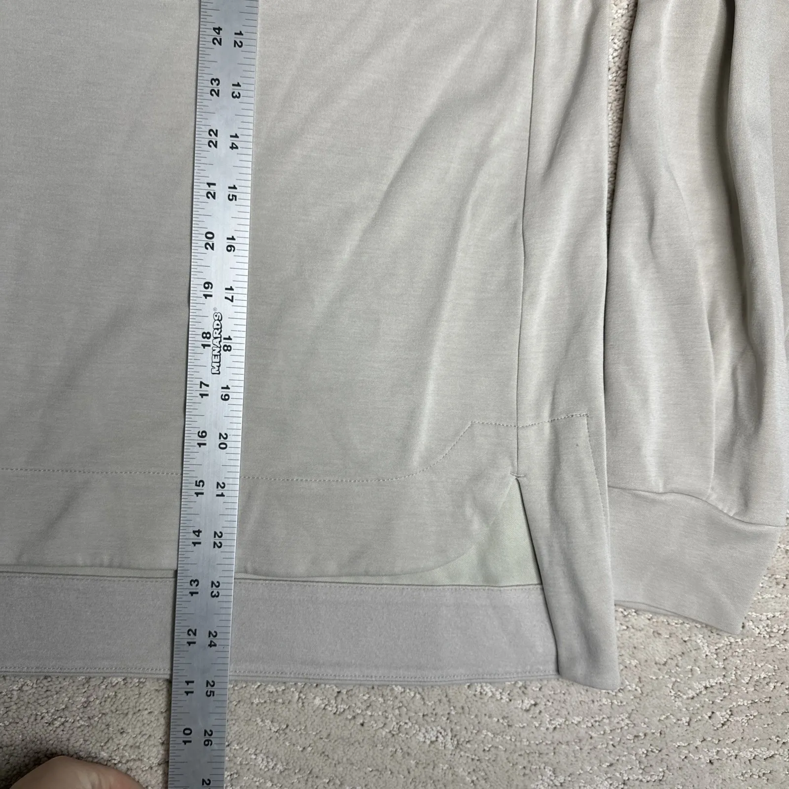 Athleta Women's  Medium Seasoft Crewneck Sweater Pullover Basic - Image 4