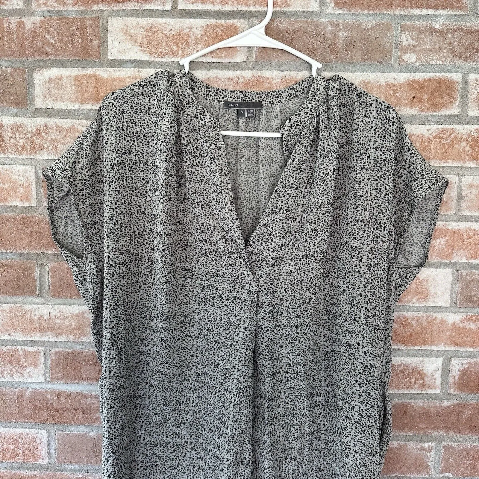 Vince 100% Silk Shift Dress Black Gray Pockets Small Old Money Quiet Luxury Chic - Image 4