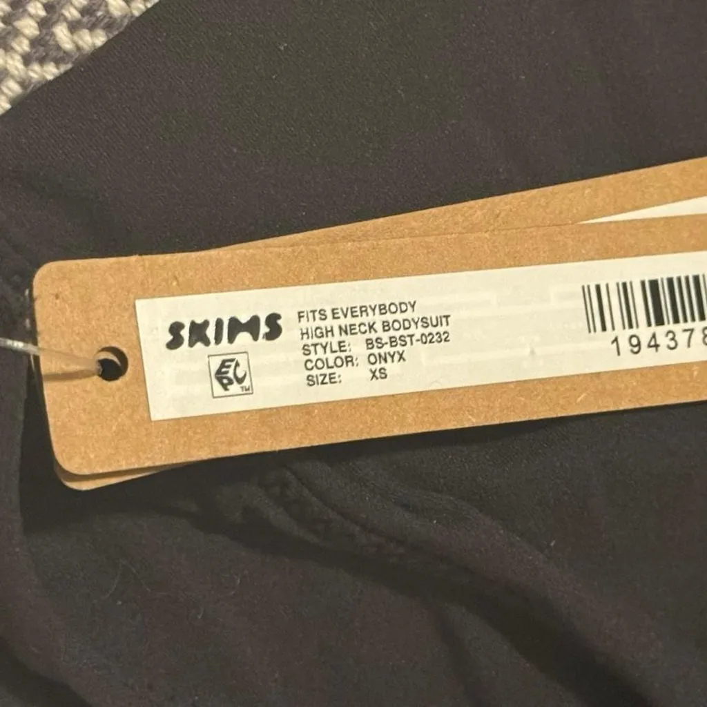 Skims fits everybody high neck bodysuit XS NWT - Image 5