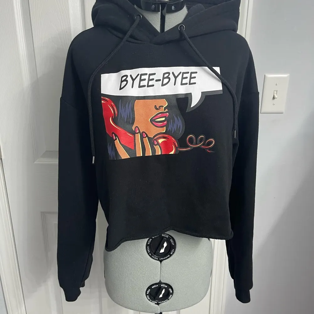 🖤Byee-Byee Graphic Cropped  Hoodie, Medium - Image 2