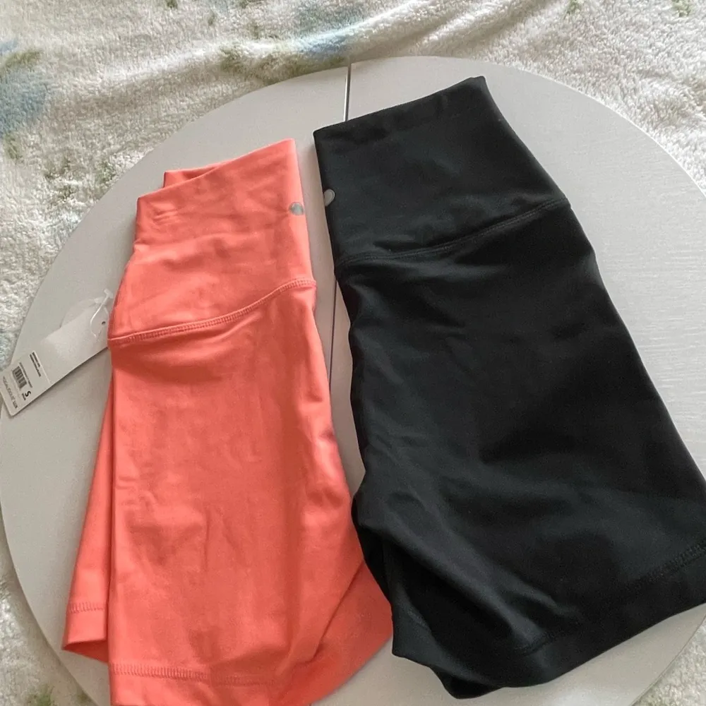 Yogalicious Lux Shorts (2 pack) small - Image 2