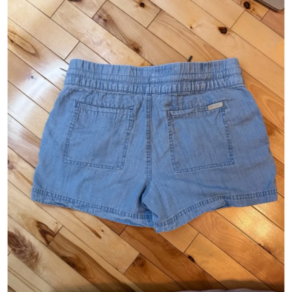 Eddie Bauer denim pull on drawstring shorts size 2 - Image 2