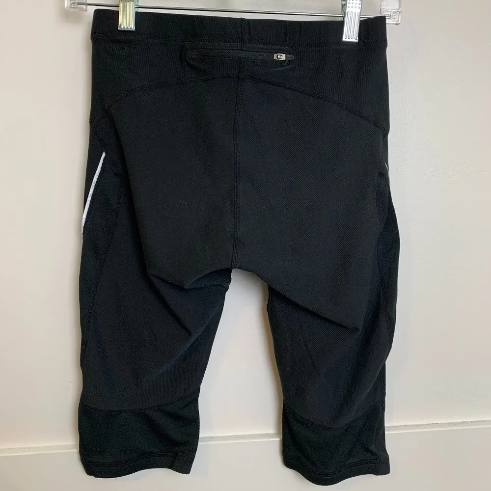 NikeFIT Dry Black & White Logo Cropped Leggings - Image 2