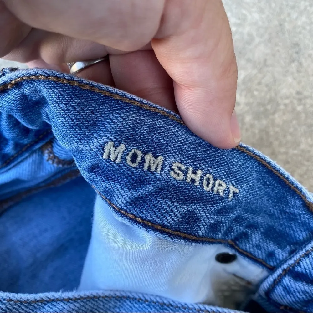 American Eagle Mom Short - Image 3