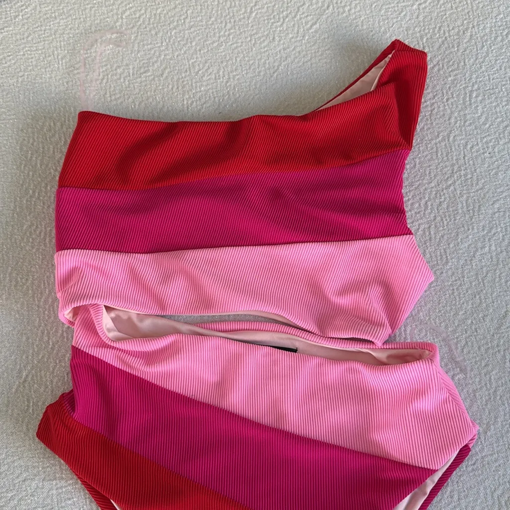 BEACH RIOT JOYCE ONE PIECE, Size Medium , $168 - Image 8