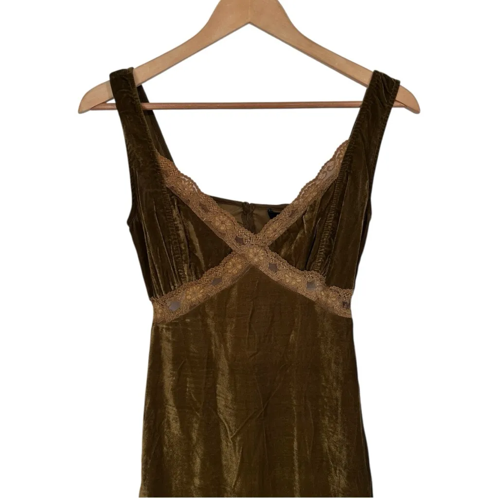 Nasty Gal Velvet Lace Trim Cut-Out Back Maxi Dress in Khaki size 2 NWT w/flaw - Image 2