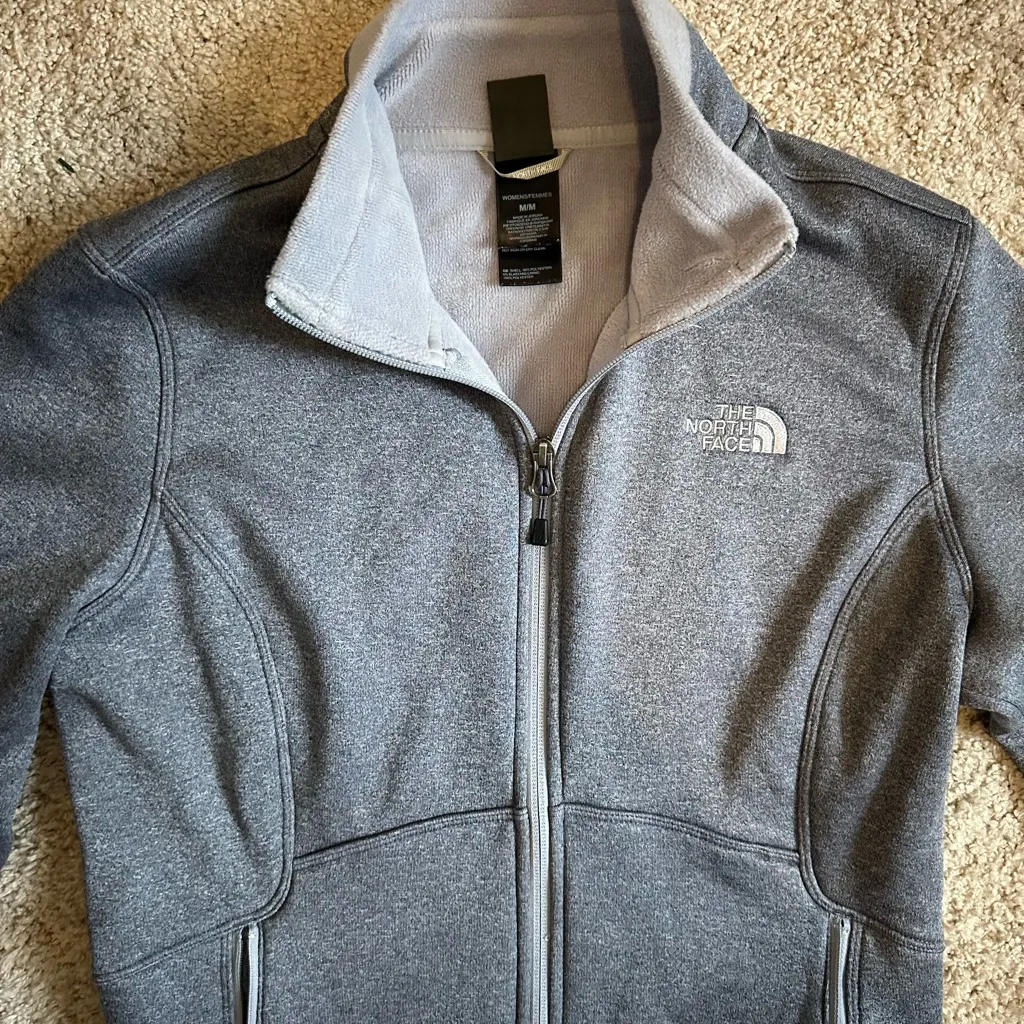 The North Face  Women's Silver Ski Jacket - Image 2