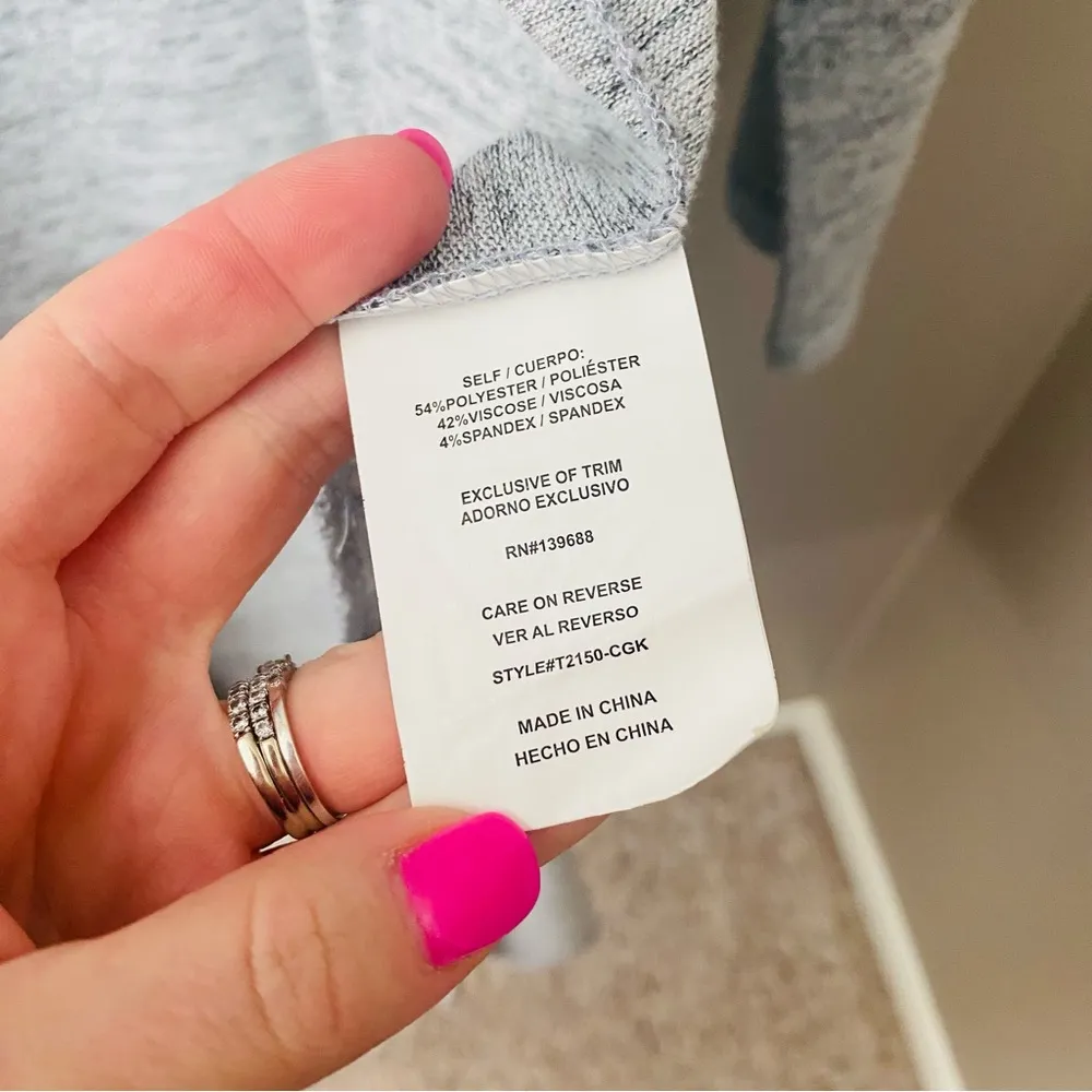 Altar'd State Open Front Cardigan Gray Sz Medium - Image 5