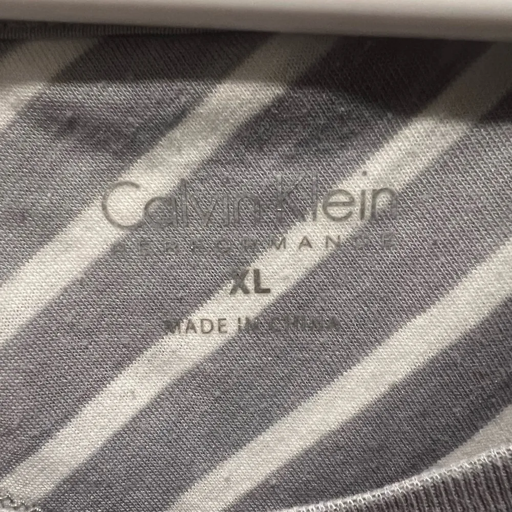 Calvin Klein EUC. Performance. Asymmetrical cotton shirt XL - Image 2