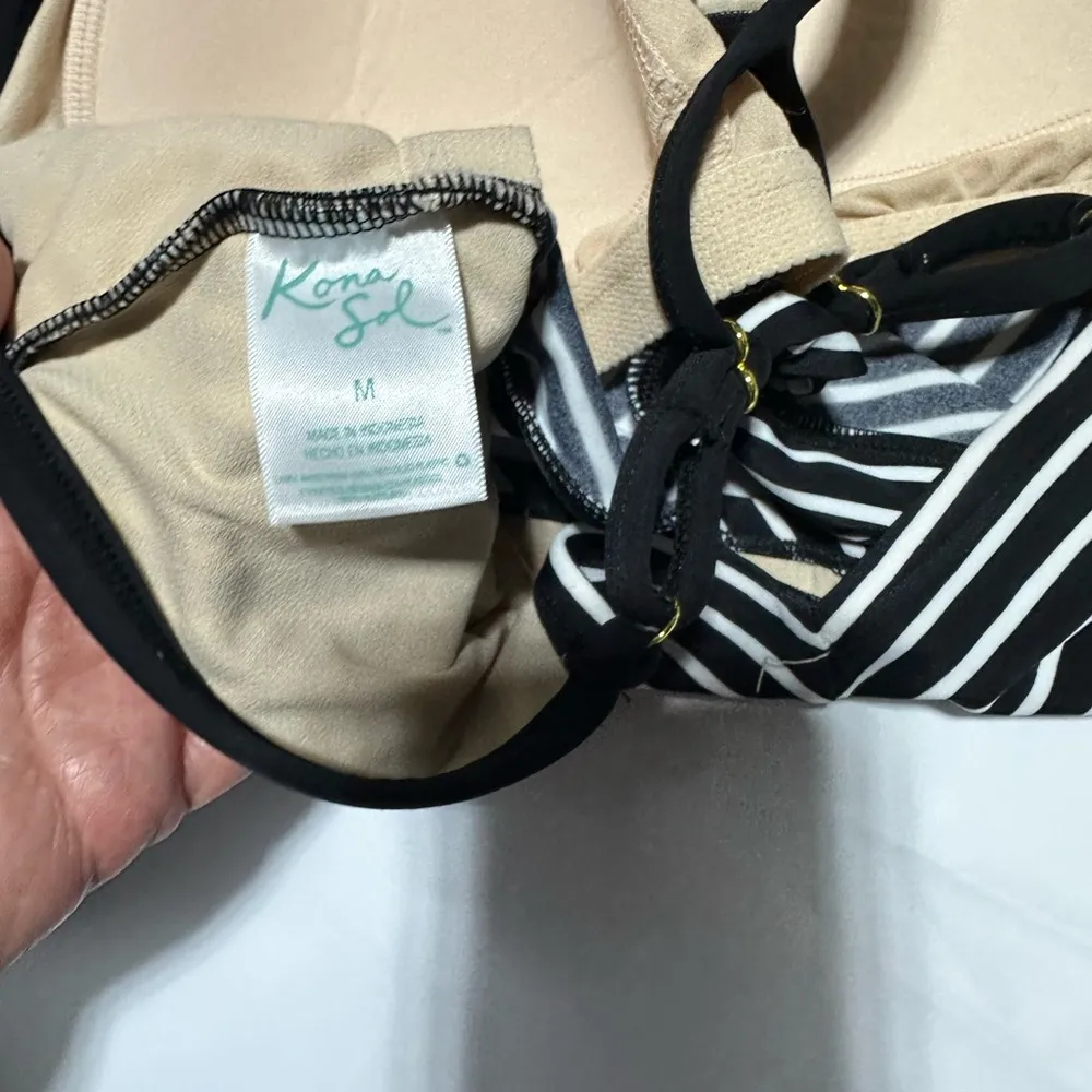 Medium Kona Sola black and white striped swim top. - Image 4