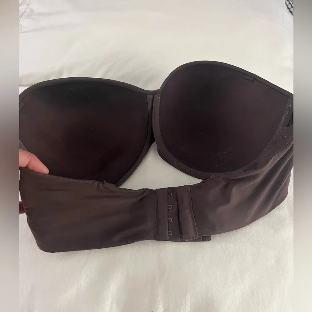 Body by Victoria -Strapless contour to shape sz 36DD - Image 2