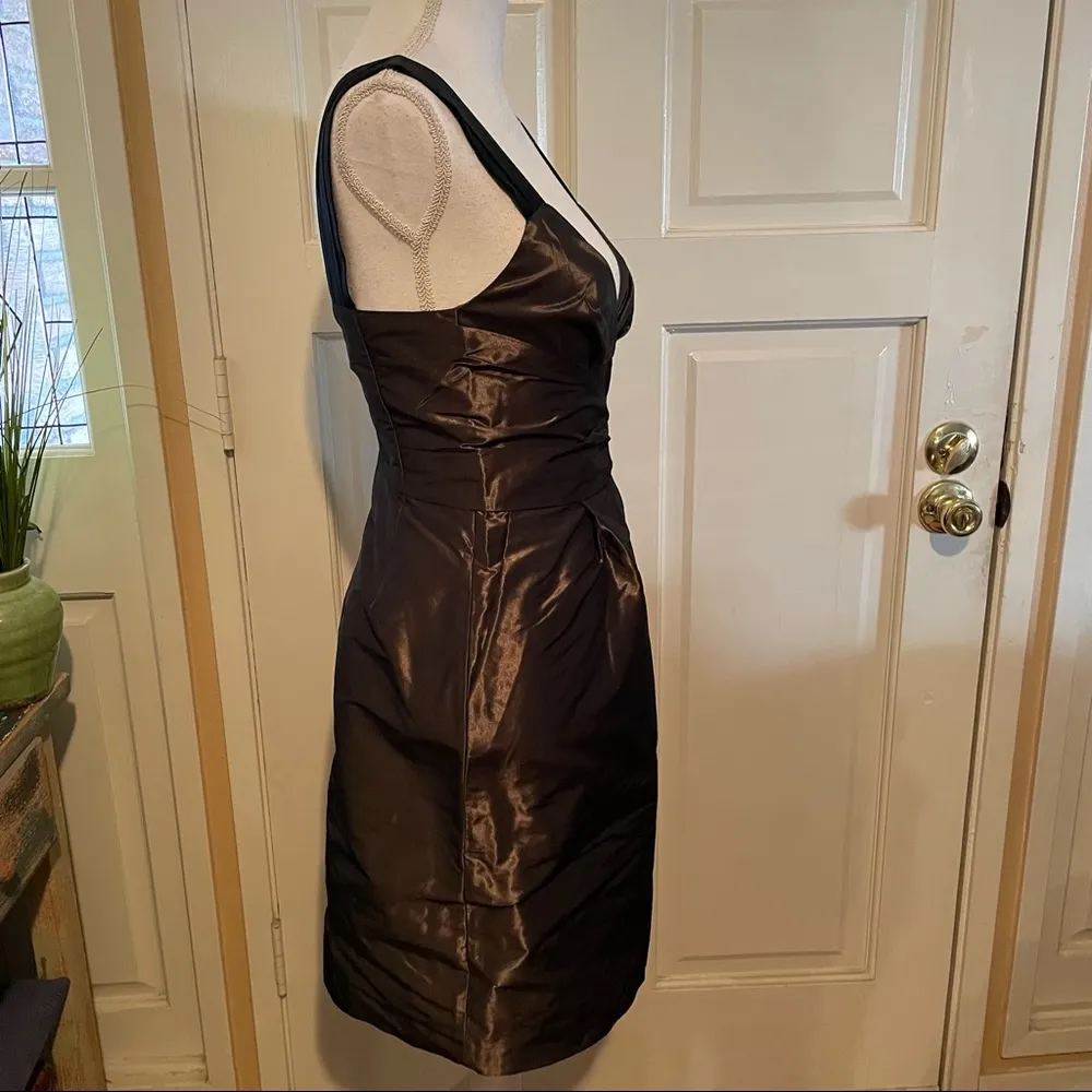 Banana Republic Women’s Sleeveless Dress - Image 3