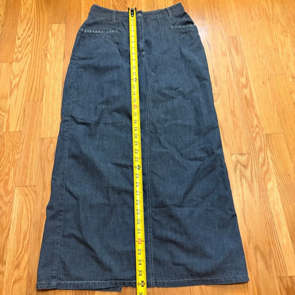 Western Rhinestone Cowgirl Gray Long Denim Skirt Women’s 38 Back Slit Vintage Size M - Image 2