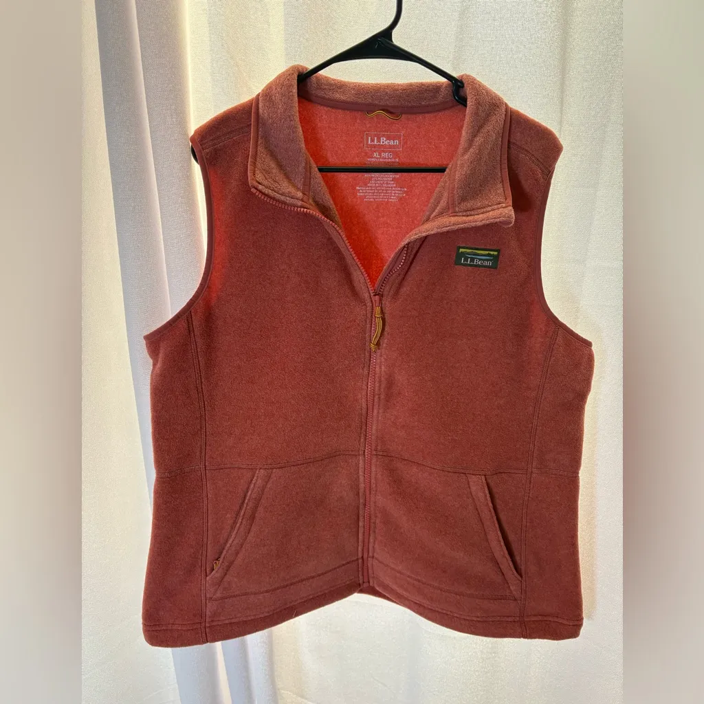 LL Bean Women's Mountain Kathadin‎ Logo Classic Fleece Vest XL Plus Hiking EUC Pink - Image 2