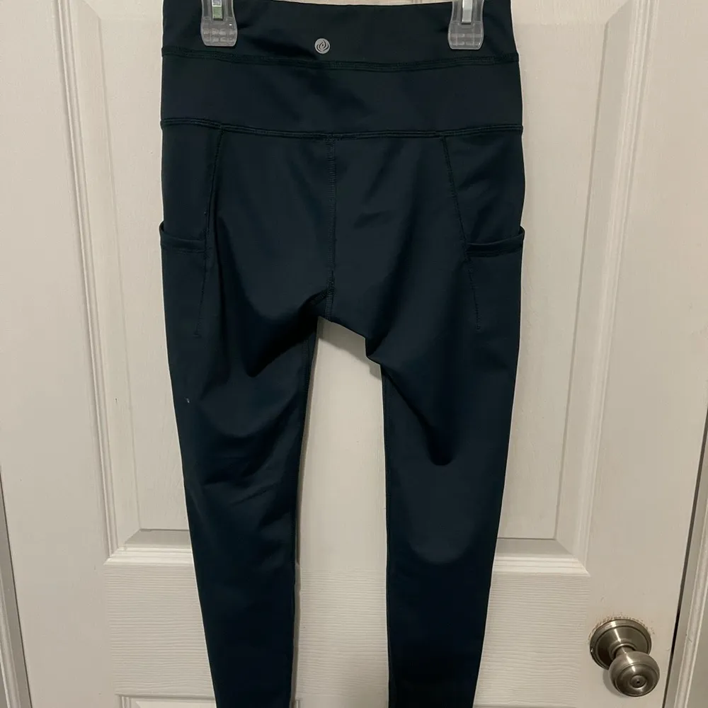 Apana Dark Green Women's Cropped Yoga Pants XS Gym Running Workout Athletic - Image 4