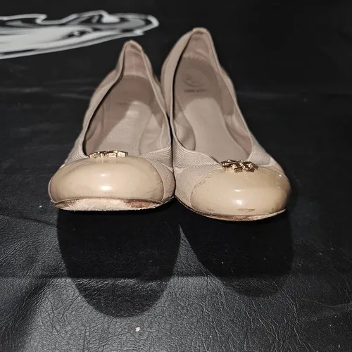Tory Burch Womens Tan Taupe Jolie Ballet Flats Shoes 8M‎ 8 - Image 2