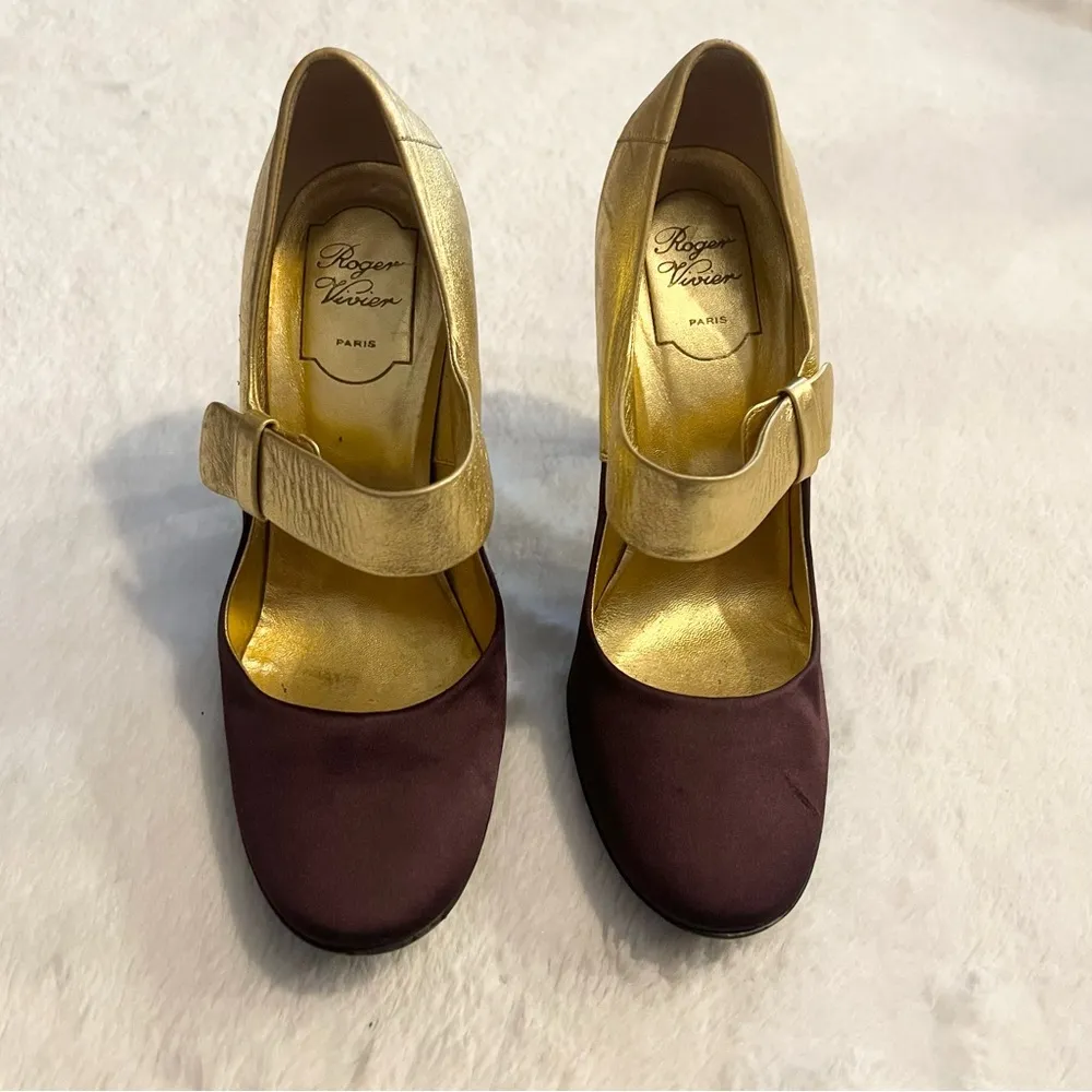 ROGER VIVIER Paris Plum Satin & Gold Leather Pumps Size 38 Purple Gold Heels - Image 4