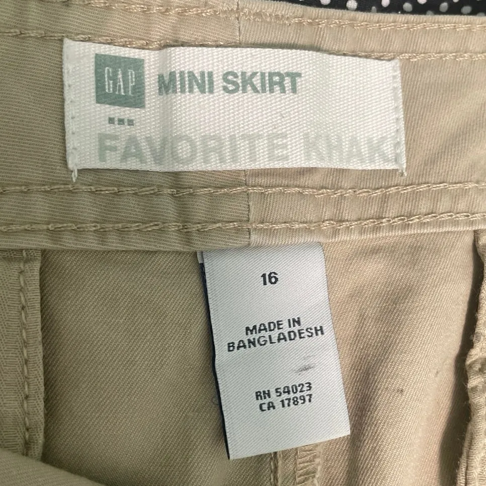 Curvy Plus 16 Gap Mini Skirt Women Khaki Tan Stretch Pockets Belt loops Casual - Image 2