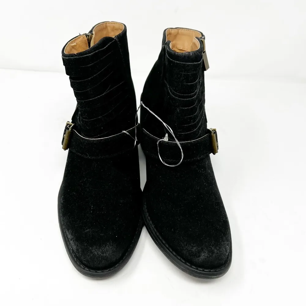Qupid NEW Strappy Buckle Booties Black Sz 7 - Image 3