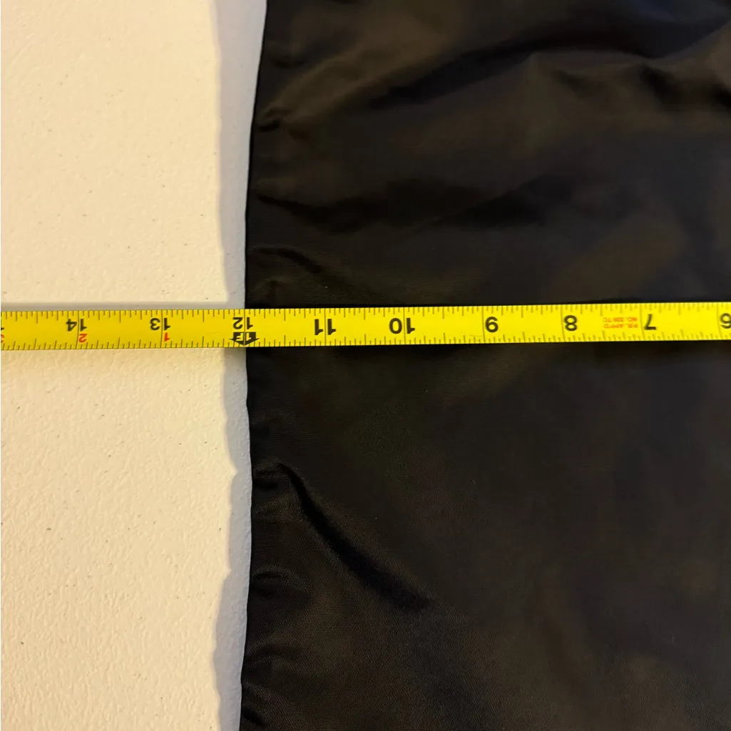 Lululemon Satin Black Storage Gym Shoe Small Laundry Bag 12”x14” Drawstring Dust - Image 4