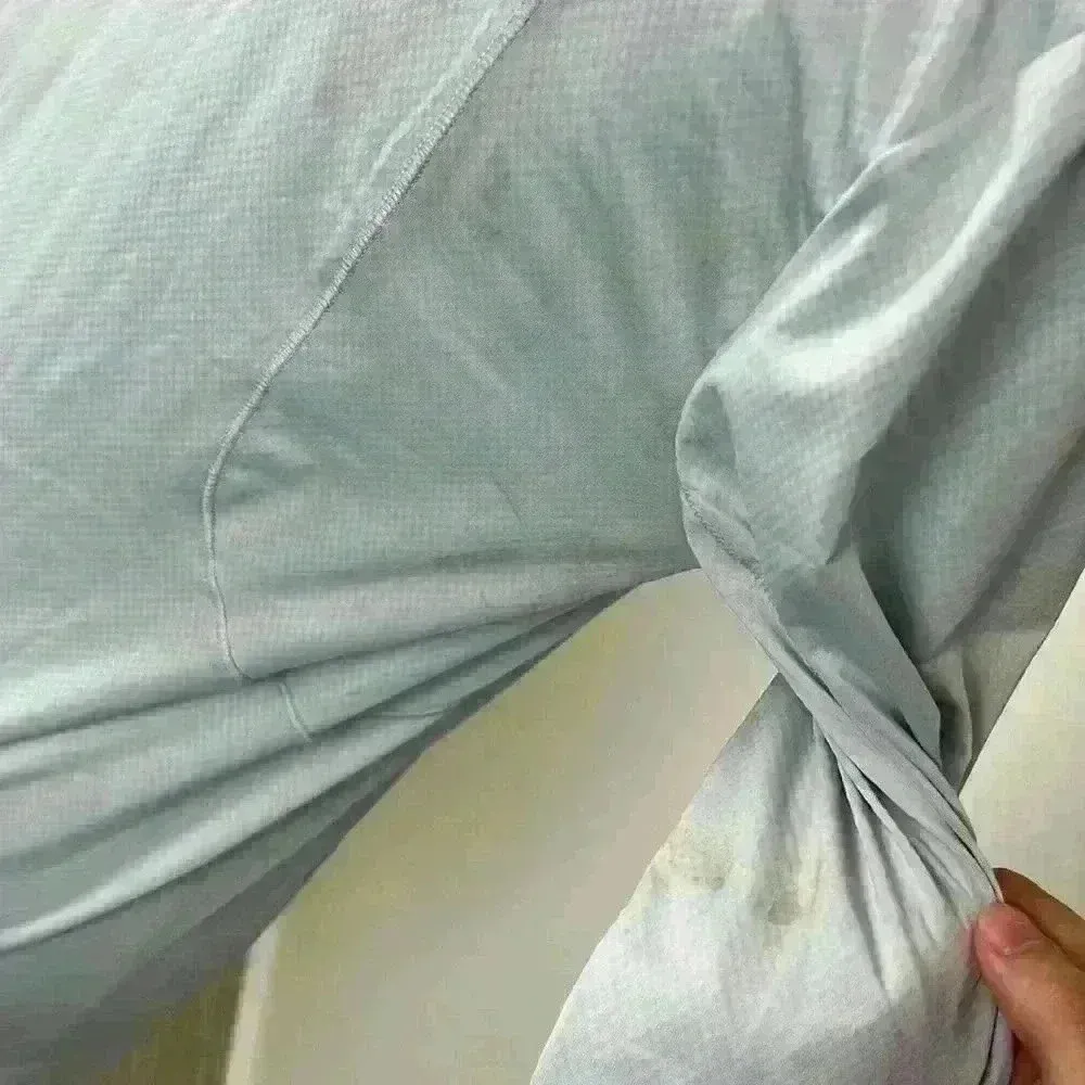 Adidas Terrex Long Sleeve Hiking Top Size M - Image 12