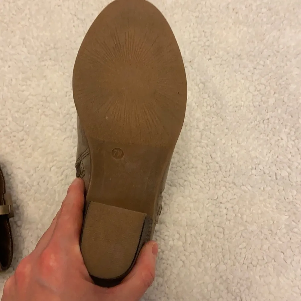 Jessica Cline Baylee Booties Womens 7W Beige Side Zip Block Heel - Image 6