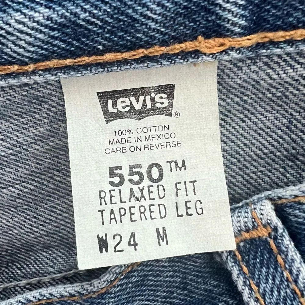 Vintage Y2K Levi 550 Relaxed Fit Tapered Leg women's size W24 M - Image 7