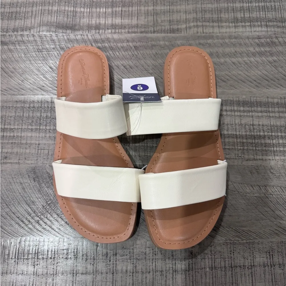 Universal Threads Women’s Dora wide width Universal Thread sandals- size 6W - Image 4