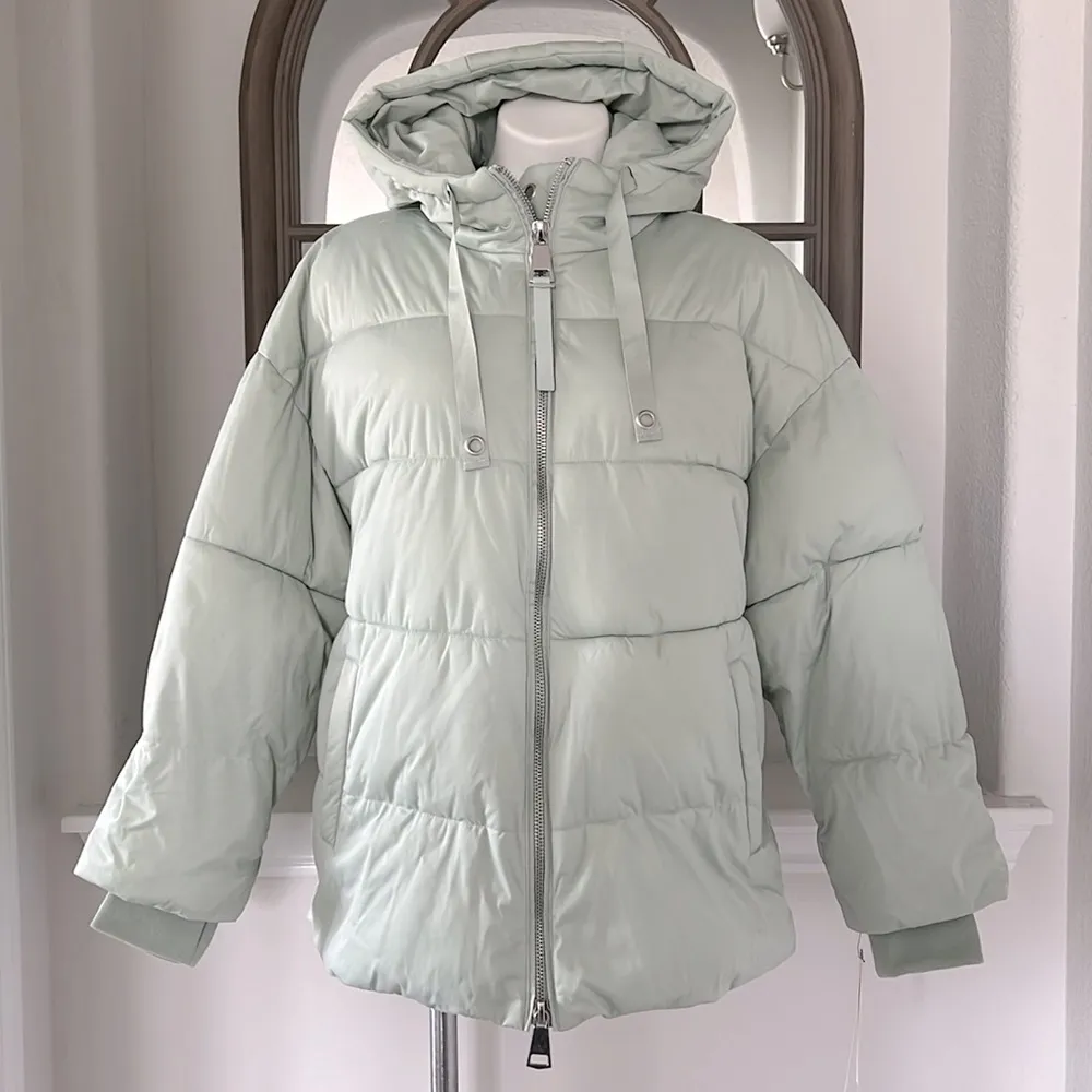 AQUA Hooded Puffer Coat in Sage Green, Size XL New w/Tag Retail $198 (SOLD OUT) - Image 2