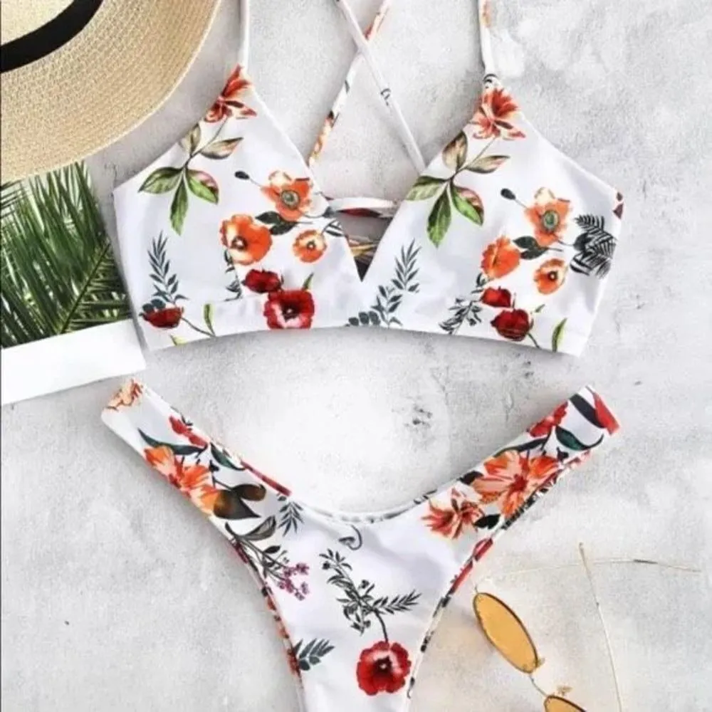 Zaful ✨ Floral Two Piece Bikini Set✨ - Image 3