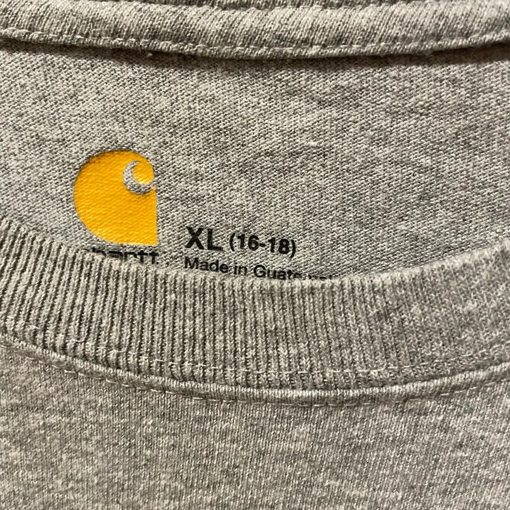 Carhartt women’s grey long sleeve tshirt  16-18  used in good condition - Image 3