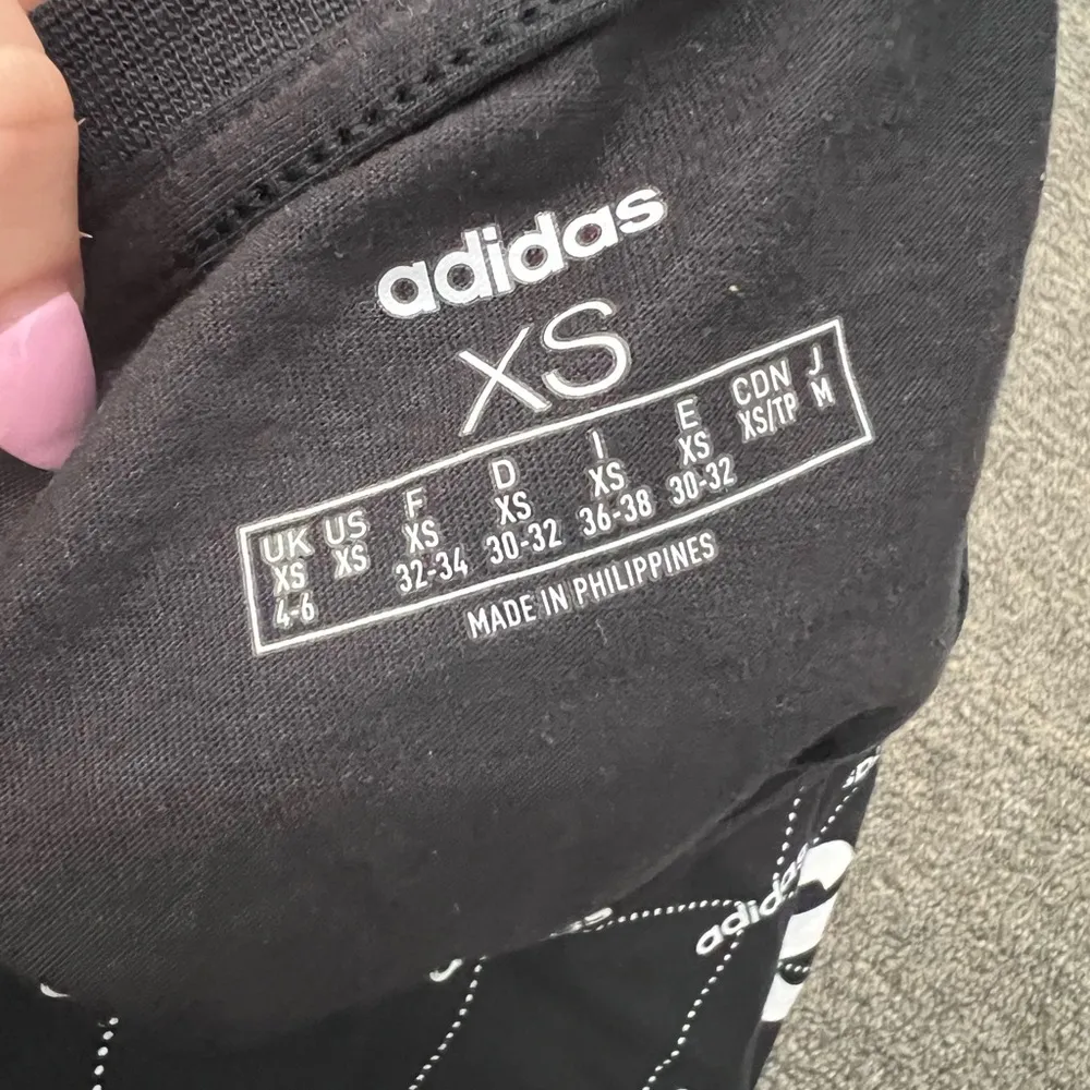 Adidas Black Logo Short Sleeve Oversized T-Shirt Size XS - Image 5