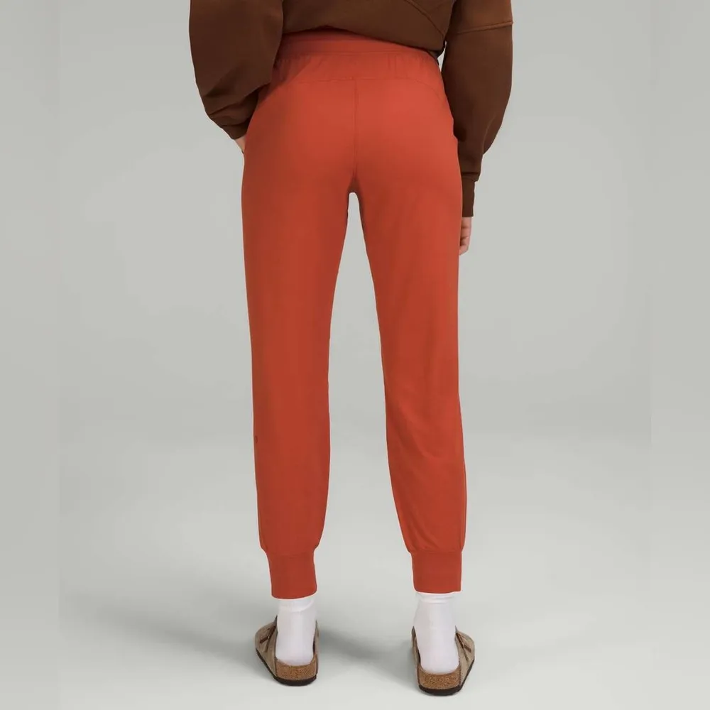 Lululemon Ready to Rulu High Rise Jogger 7/8 Length Red Rock Size 6 EUC - Image 2