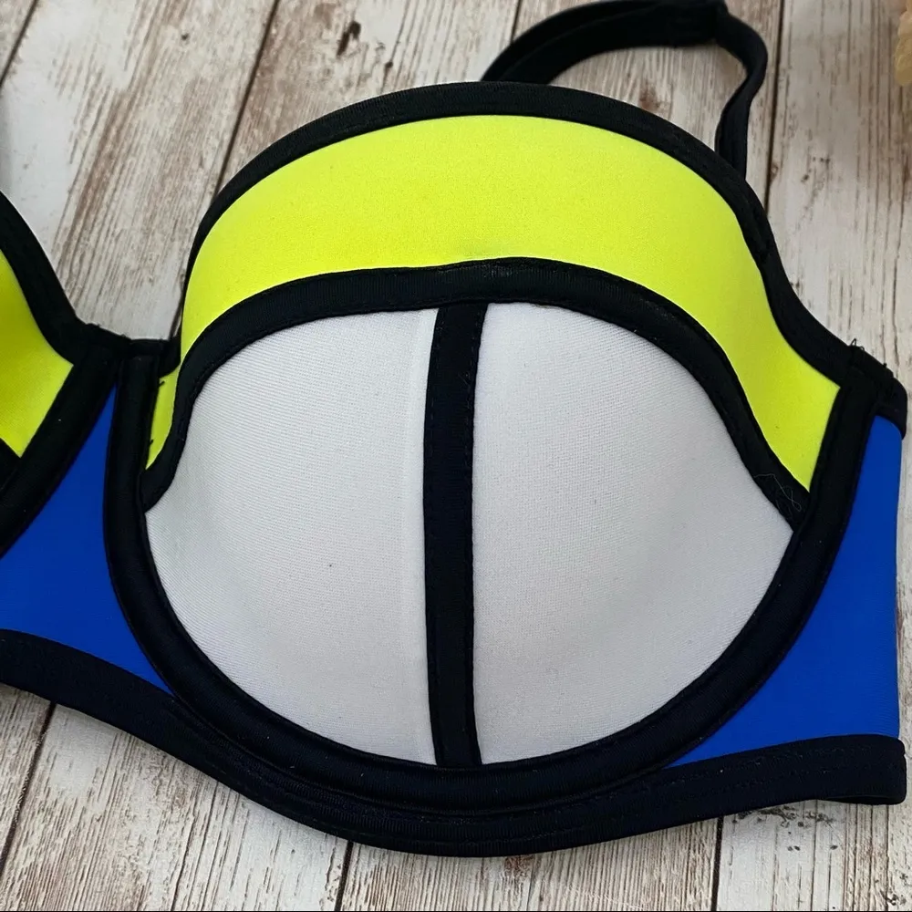 TRIANGL Swimwear Blue Neon Multicolor Neoprene Milly Bikini Top Size Small - Image 4