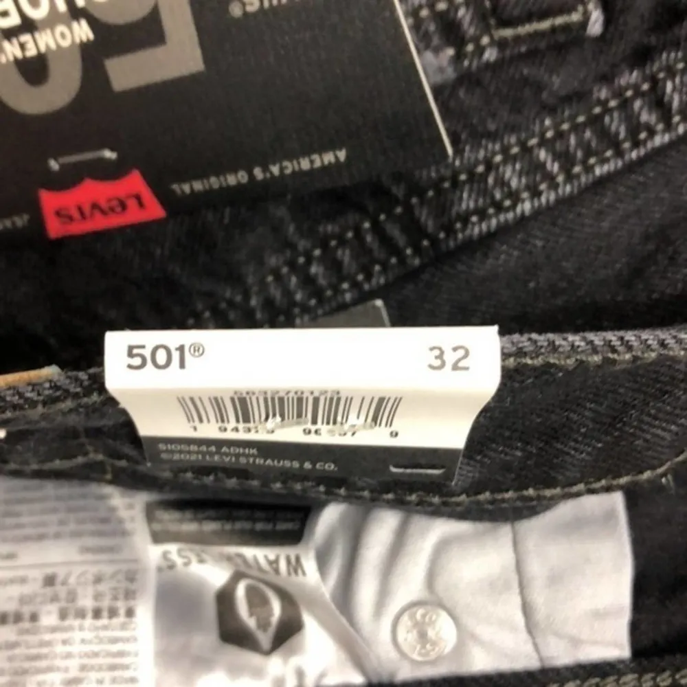 Levi’s 501 Original Cutoff Button Fly Shorts Black 32 NWT - Image 13