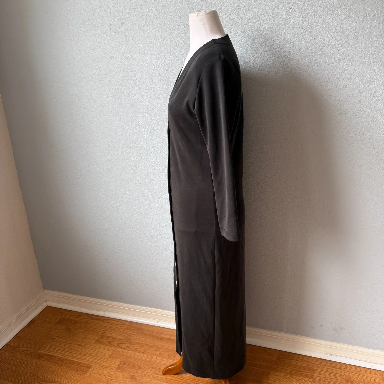 Emerson Fry Long V Neck Midi Dress Size XS Black - Image 7