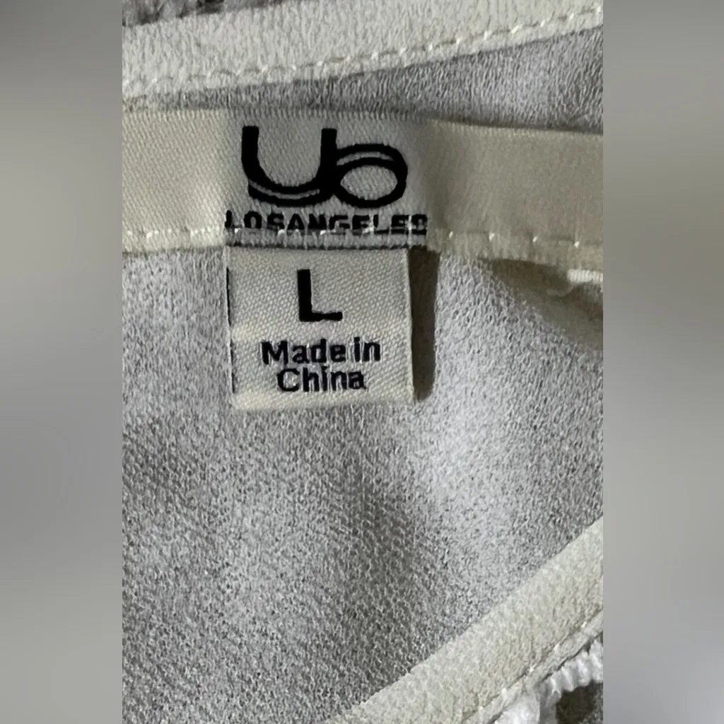 Ya Los Angeles Ivory Lace Shoulder Blouse - Image 3