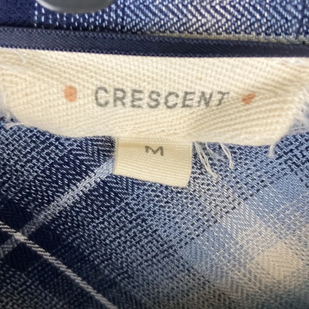 Crescent Blue Plaid Lightweight Flannel with Tie Bell Sleeves Size Medium - Image 5