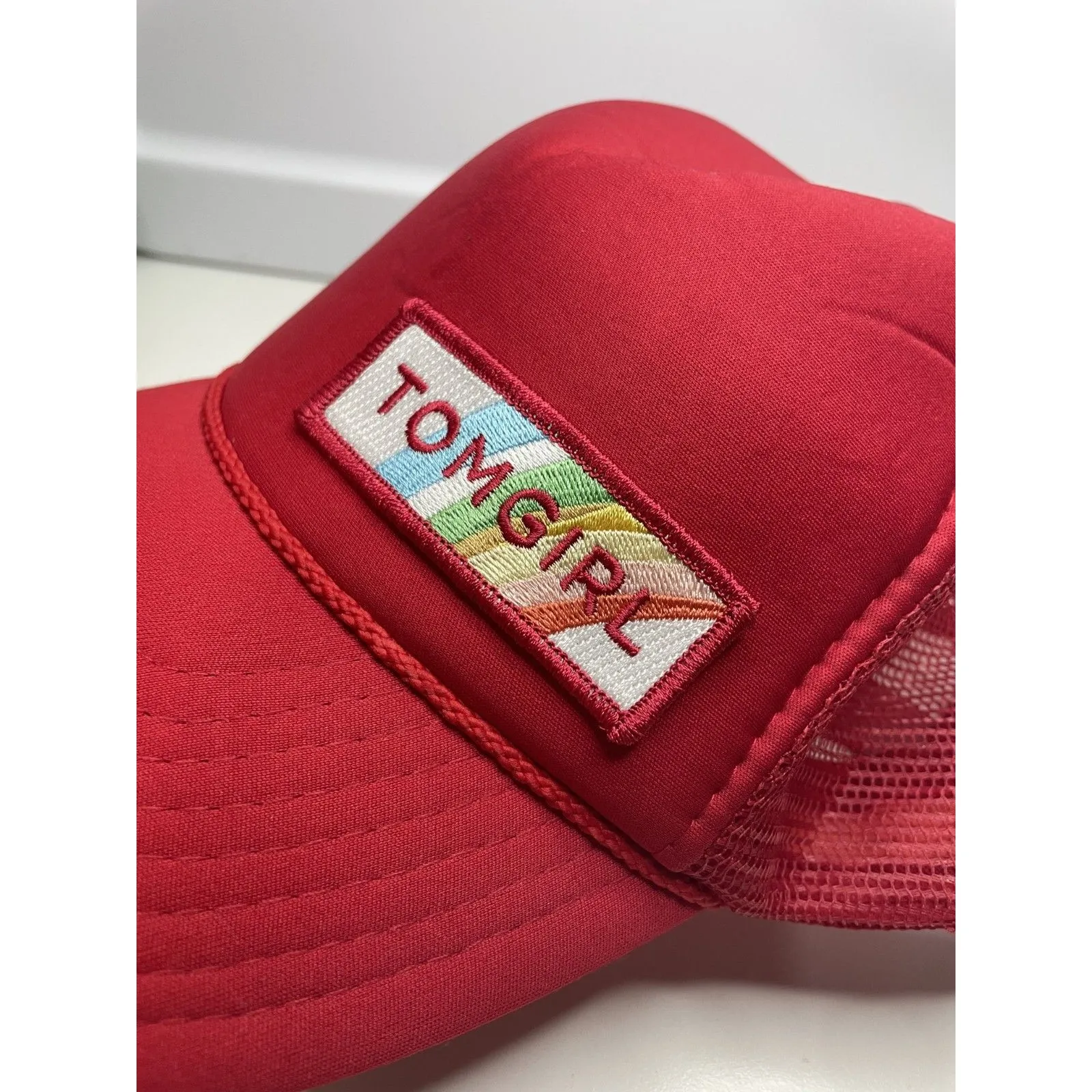 Vintage "TOMGIRL" ON RAINBOW DESIGN PATCH Red Roped Trucker Hat Cap - Image 2