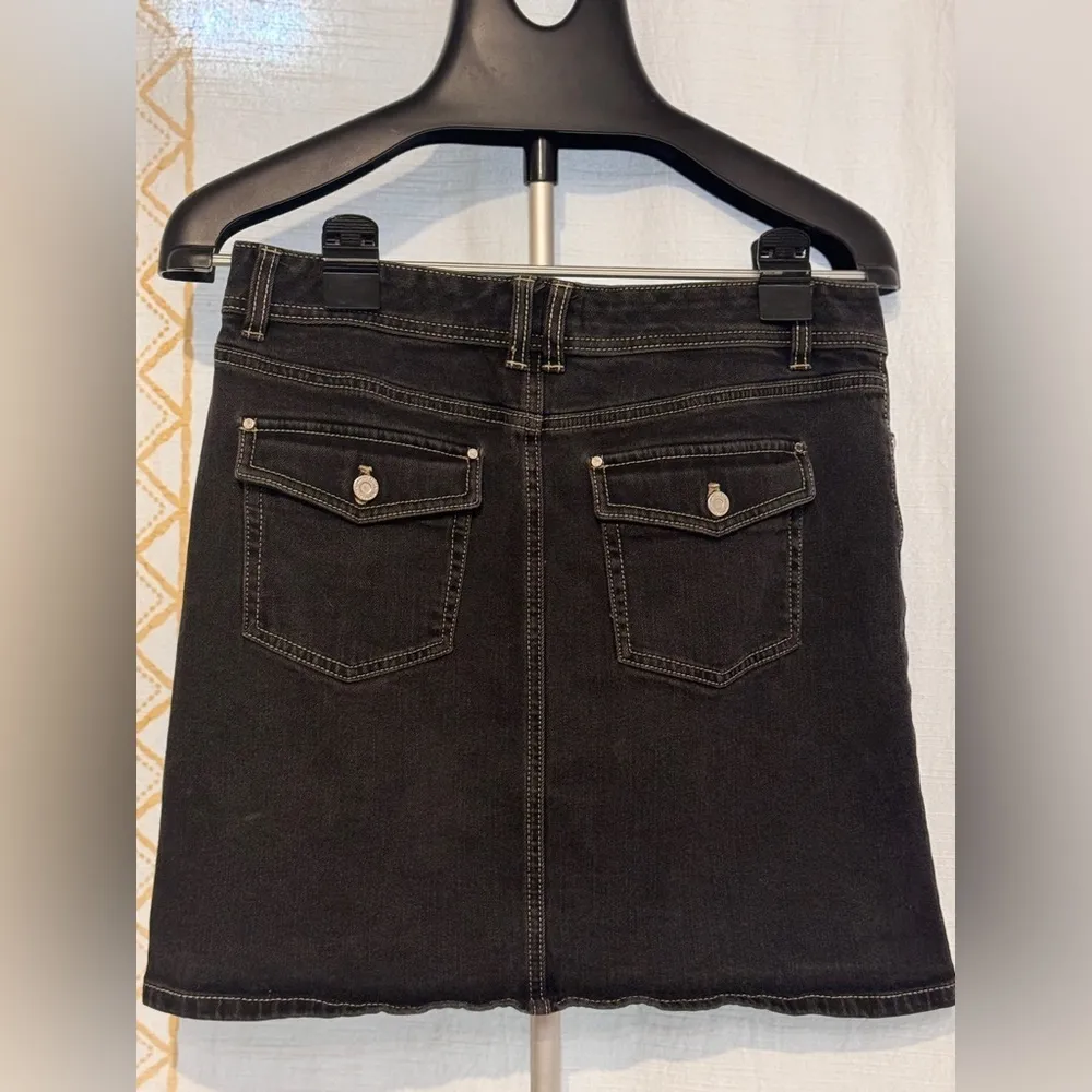 White House Black Market Denim Skirt, Black&White Stitching, Great Condition - Image 6