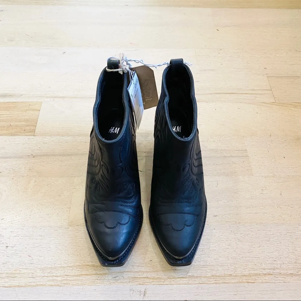 H&M  black cowboy ankle boots NWT - Image 2